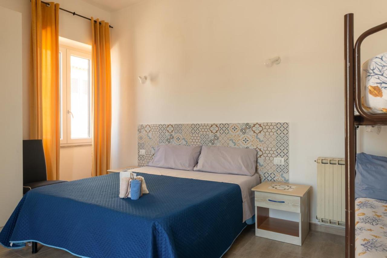 Villa Dei Sogni - Aparthotel Ischia Ponte エクステリア 写真
