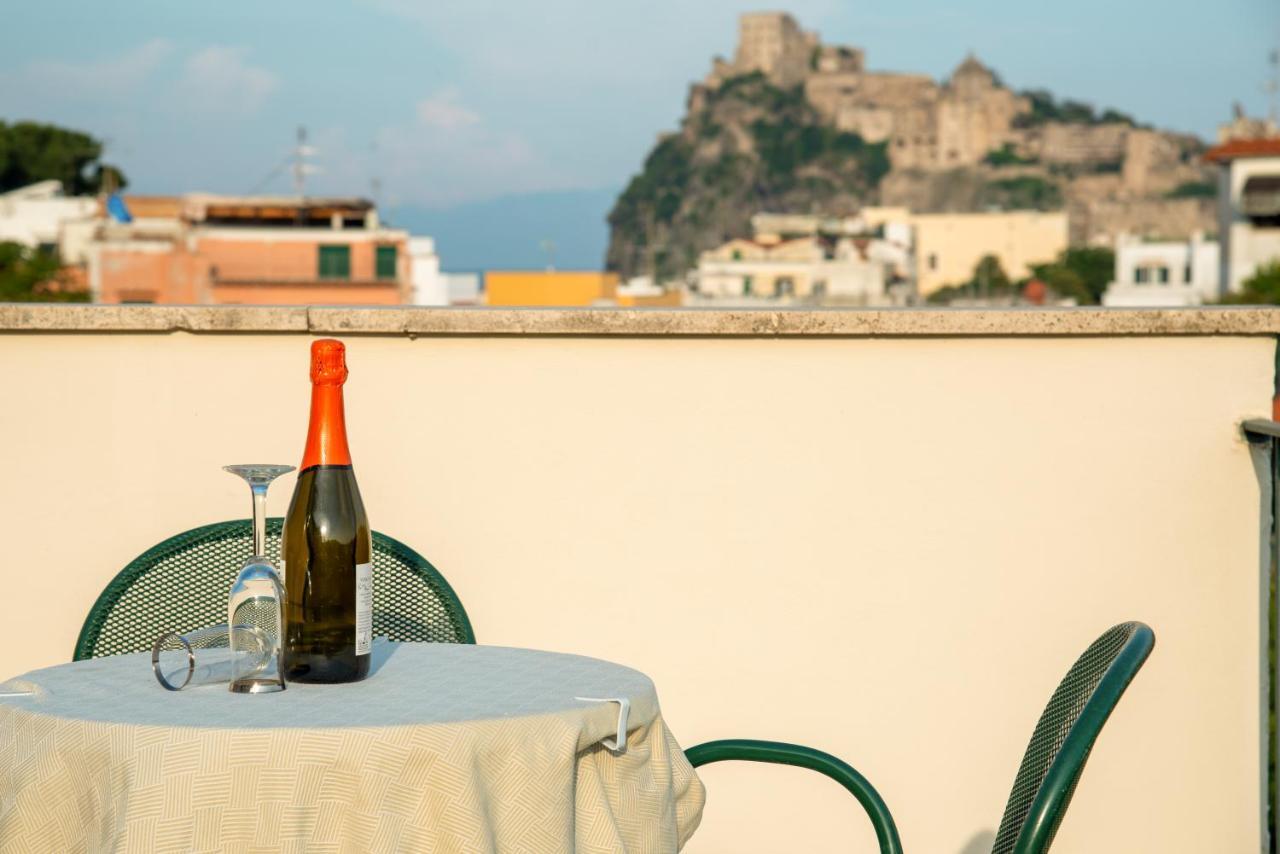 Villa Dei Sogni - Aparthotel Ischia Ponte エクステリア 写真